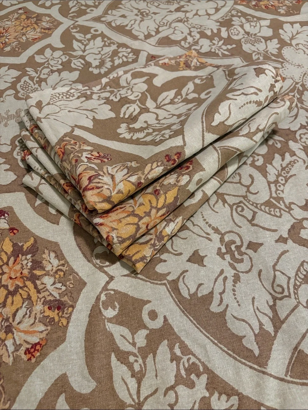 Pottery Barn Camilla King Duvet Cover—Linen/Cotton Blend—3 Shams—New Condition